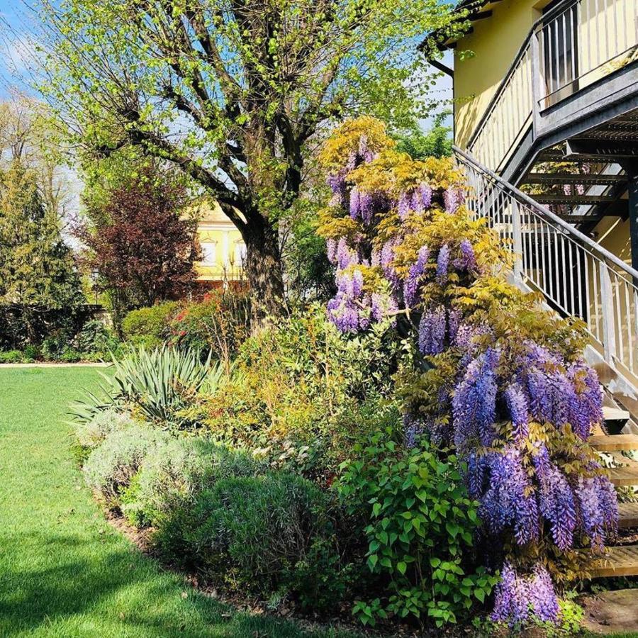 Hotel Villa Nabila Reggiolo Екстер'єр фото
