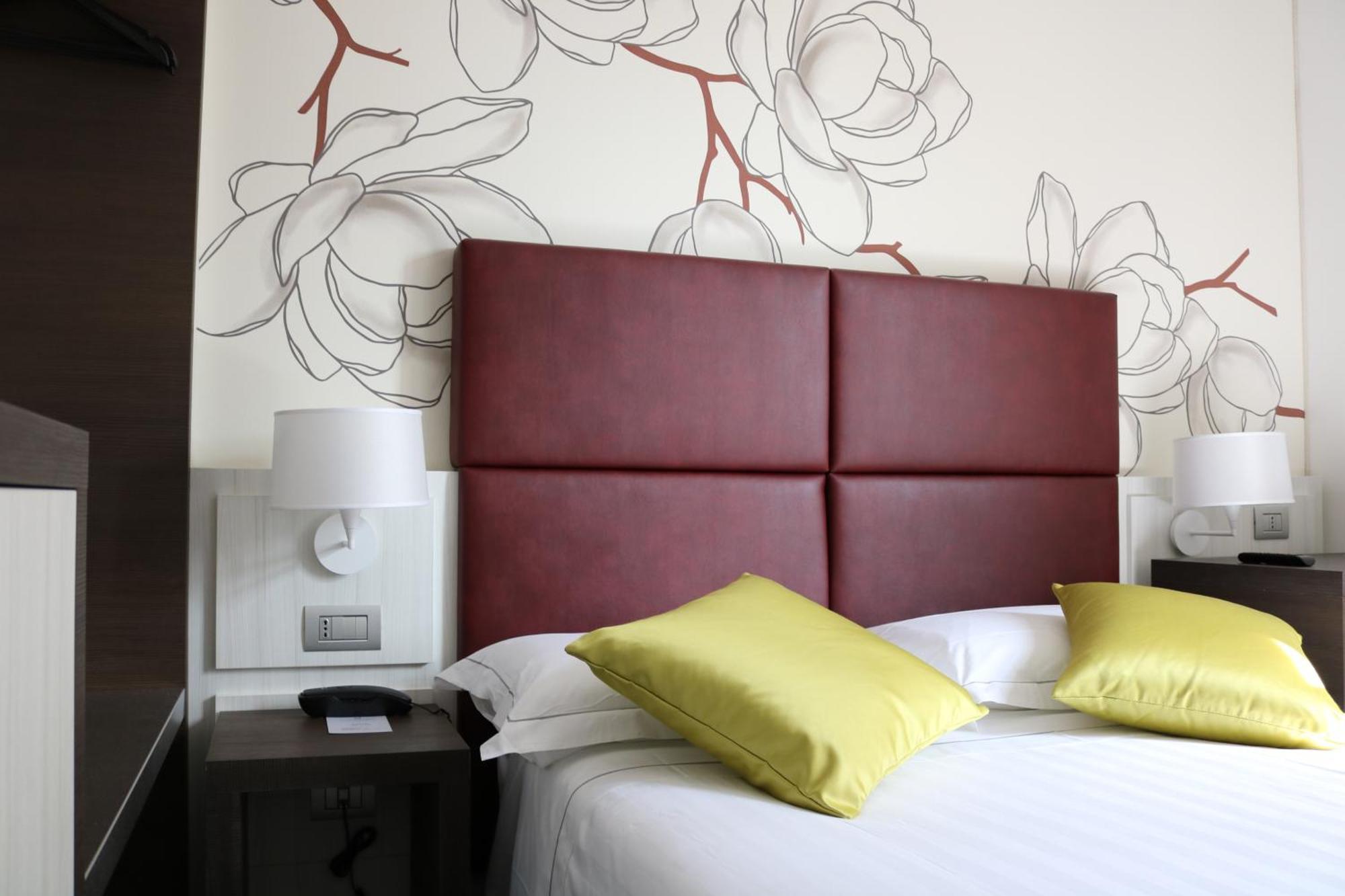 Hotel Villa Nabila Reggiolo Екстер'єр фото