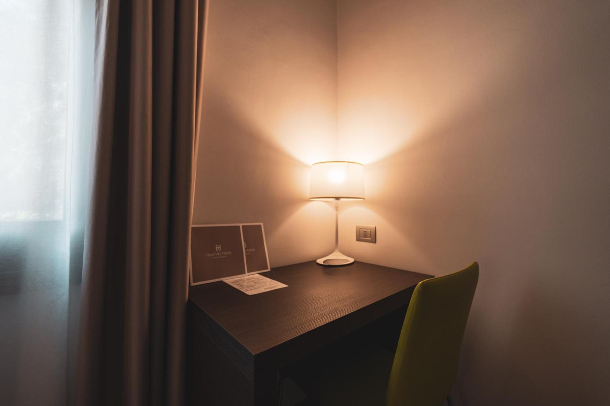 Hotel Villa Nabila Reggiolo Екстер'єр фото