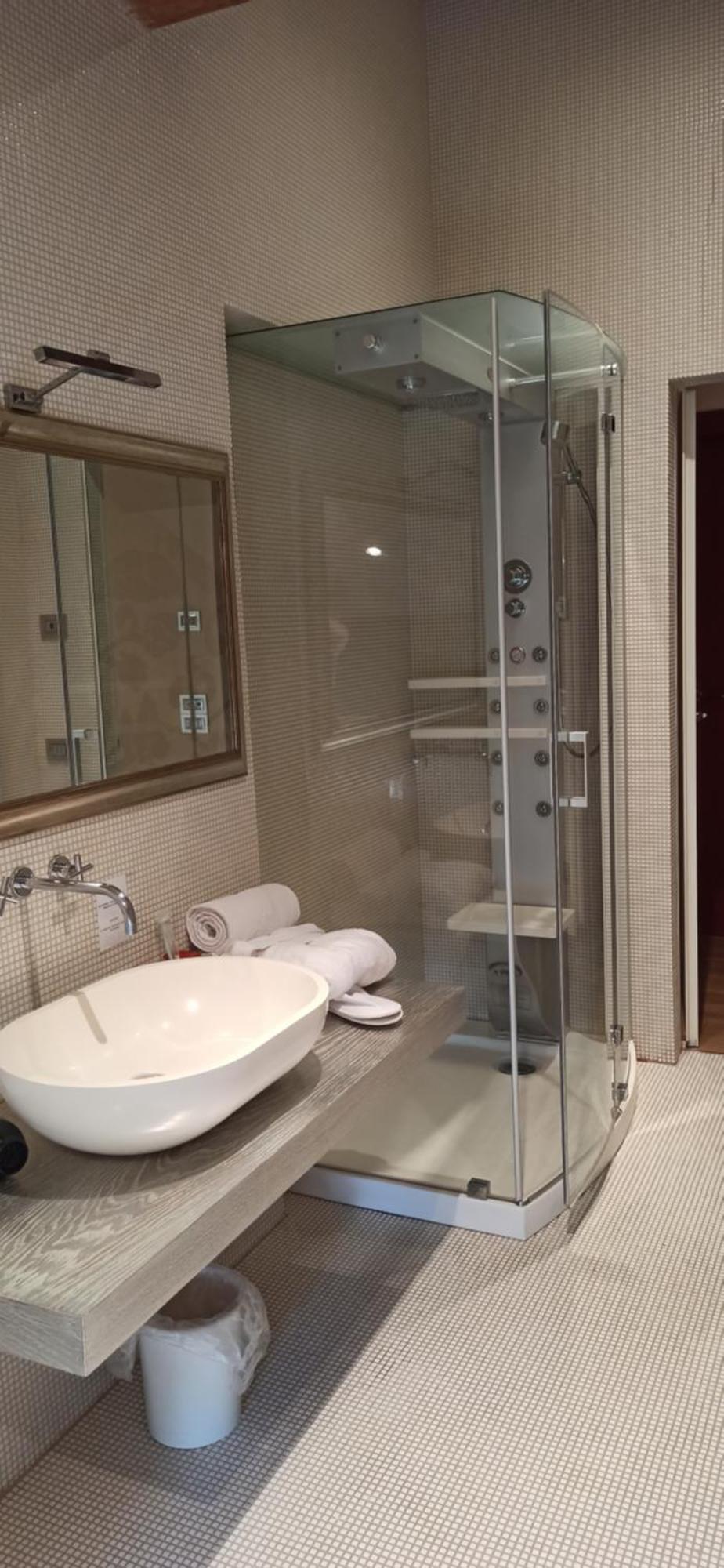 Hotel Villa Nabila Reggiolo Екстер'єр фото
